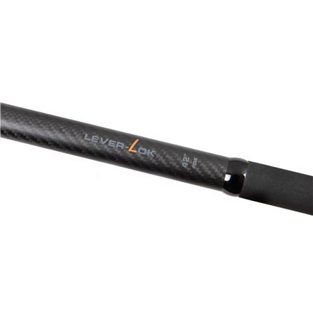 ÉPUISETTE CARPE FOX LEVER LOK LANDING NET