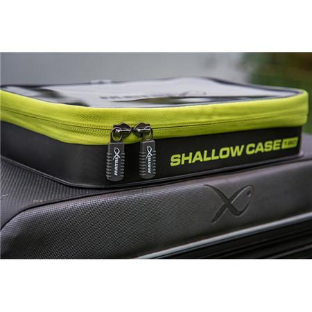 ESTOJO DE ACESSÓRIOS FOX MATRIX SHALLOW EVA CASE 180