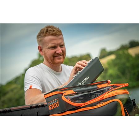 ETUI VOOR ACCESSOIRES GURU FUSION 450