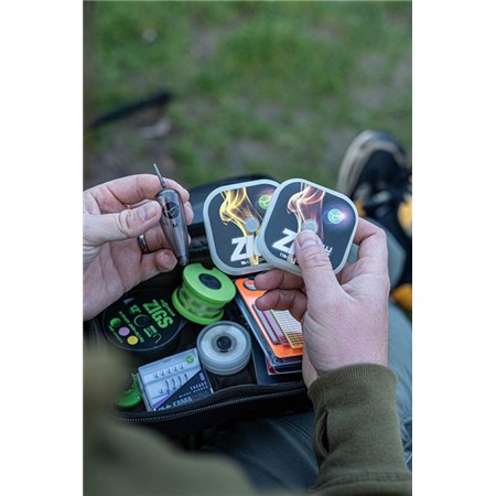 ETUI VOOR ACCESSOIRES KORDA COMPAC 125 TACKLE POUCH DARK KAMO