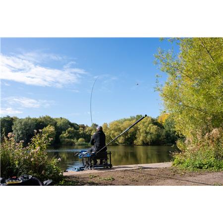 FEEDER PRESTON INNOVATIONS CARP MAGGOT FEEDER