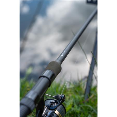 FEEDERSTANG KORUM AVON