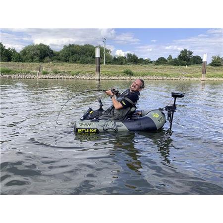 FLOAT TUBO BLACK CAT BATTLE BOAT