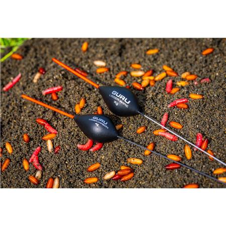 FLOTADOR CON OJAL GURU LIGGER CARBON