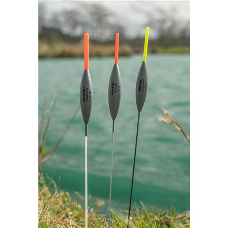 FLOTTEUR À OEILLET FOX MATRIX SLIM WIRE POLE FLOAT