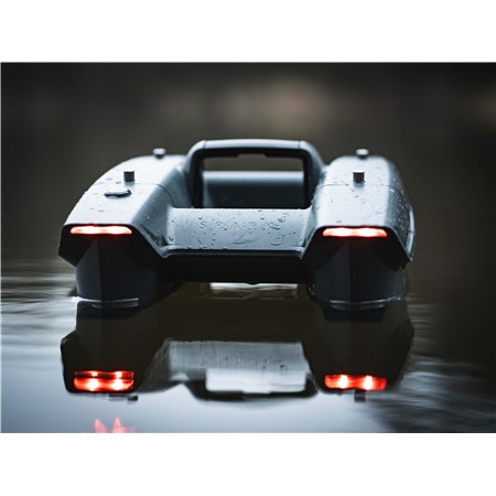 FUTTERBOOT GPS SPARK DEEPER AUSGESTATTET MIT EINEM ECHOLOT DEEPER CHIRP