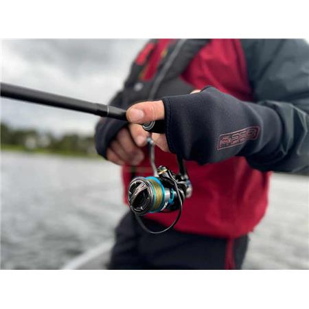 ΓΆΝΤΙ FOX RAGE PRO SERIES NEOPRENE MITTS - ΜΑΎΡΟ