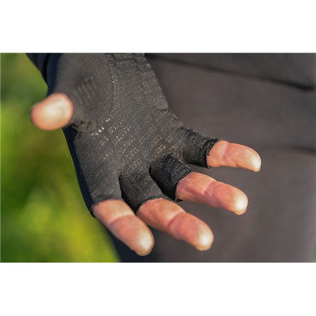 ΓΆΝΤΙΑ ΧΩΡΊΣ ΔΆΧΤΥΛΑ PRESTON INNOVATIONS LIGHTWEIGHT GLOVES - ΜΑΎΡΟ