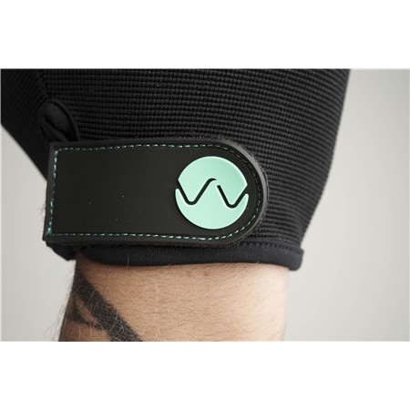 GANTS PROWESS CASTING GLOVES