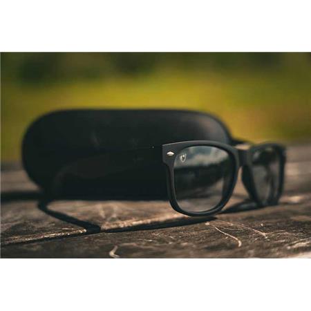 GEPOLARISEERDE ZONNEBRILLEN FOX RAGE MATT BLACK GREY LENS SUNGLASSES