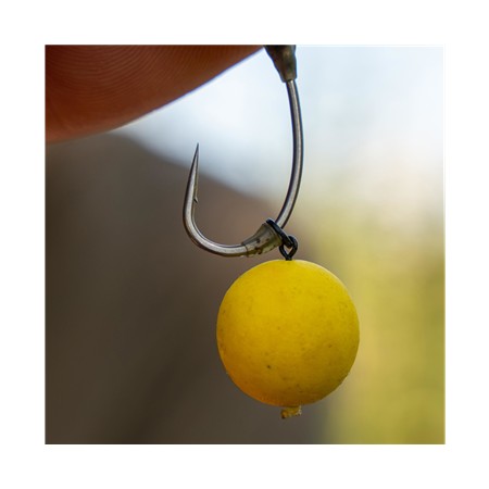 GIRELLA AVID CARP OUTLINE MIRCO RINGED HOOKBAIT SWIVEL