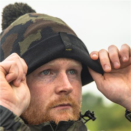 GORRO - PRETO/CAMO AVID CARP BOBBLE HAT - NOIR/CAMO