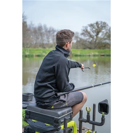 HERENBROEK FOX MATRIX BLACK EDITION JOGGER SHORTS - ZWART