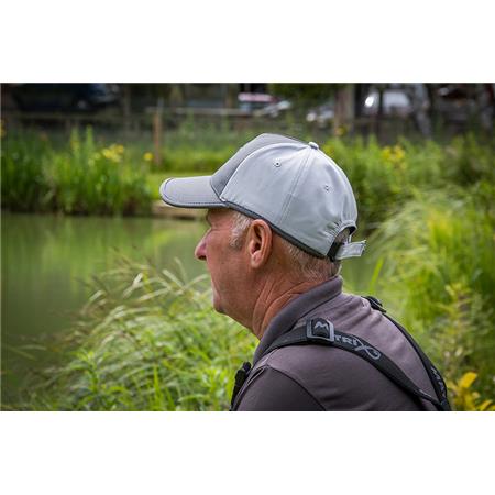 HERENPET FOX MATRIX SUREFIT BASEBALL CAP - GRIJS
