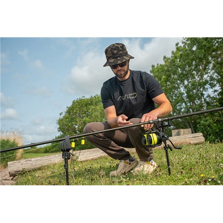 HERRE T-SHIRT MED KORTE ÆRMER AVID CARP COMPOUND T-SHIRT - SORT