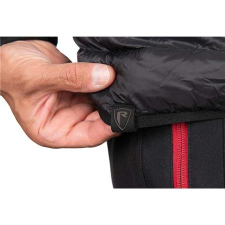 HERREJAKKE FOX RAGE RO SERIES REVERSIBLE LIGHTWEIGHT QUILTED JACKET - SORT/RØD