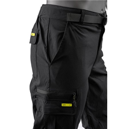 HERRENHOSE RIDGE MONKEY APEAREL LIGHTWEIGHT CLASSIC CARGO TROUSERS - SCHWARZ