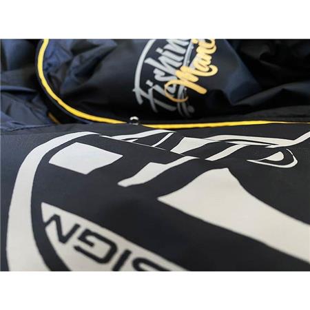 HERRENJACKE - SCHWARZ HOT SPOT DESIGN K-WAY CARPFISHING MANIA