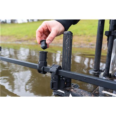 HOLDER TIL KEEPNET PRESTON INNOVATIONS OFFBOX SNAPLOK TOOL BAR