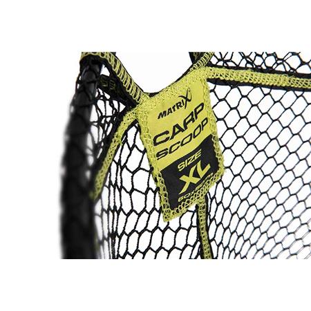 HOOFD VAN EEN SLIJPKOP FOX MATRIX CARP SCOOP LANDING NET