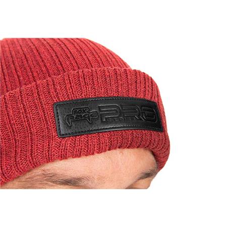 HUE FOX RAGE PRO SERIES TRAWLER BEANIE - RØD