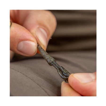 HULS AVID CARP OUTLINE FLECKTONE TAIL RUBBER