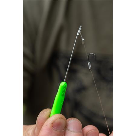 IGŁA KORUM FLUORO QUICKSTOP NEEDLES - PACK DE 2