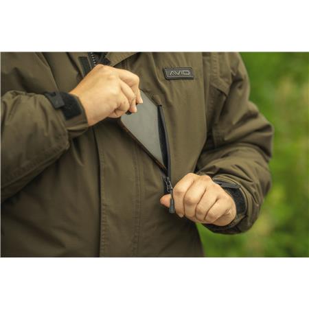 JACKE UND MANNSKLAPPE AVID CARP ARCTIC 50 SUIT