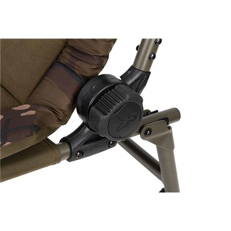 JUSTERBAR STOL FOX CAMOLITE RECLINER CHAIRS