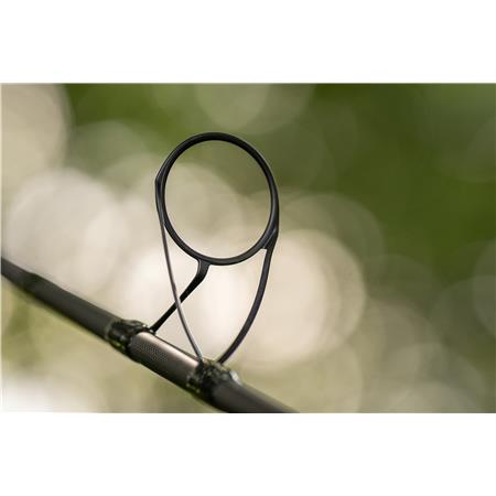 ΚΑΛΆΜΙ ΓΙΑ ΚΥΠΡΊΝΟ AVID CARP ELEVATE RODS