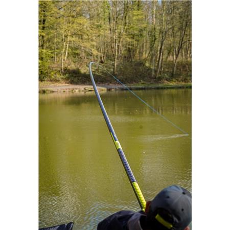 ΚΑΛΆΜΙ ΜΕ ΕΝΣΩΜΑΤΩΜΈΝΕΣ ΑΡΘΡΏΣΕΙΣ FOX MATRIX TORQUE CARP X POWER