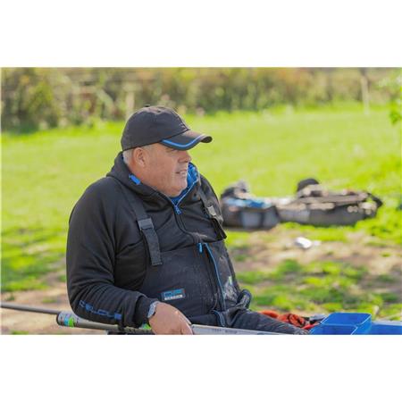 KAPPE PRESTON INNOVATIONS CELCIUS CAP - SCHWARZ