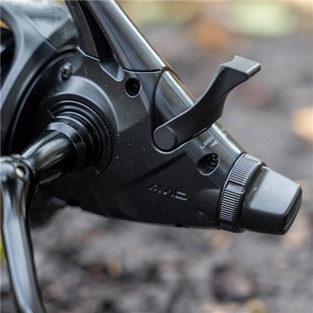 ΚΑΡΟΎΛΙ ΓΙΑ ΚΥΠΡΊΝΟ ΜΕ BAITRUNNER AVID CARP REVOLVE FS