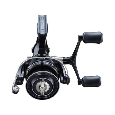 ΚΑΡΟΎΛΙ ΓΙΑ ΚΥΠΡΊΝΟ ΜΕ ΕΛΕΎΘΕΡΗ ΜΠΟΜΠΊΝΑ SHIMANO BAITRUNNER X-AERO FB