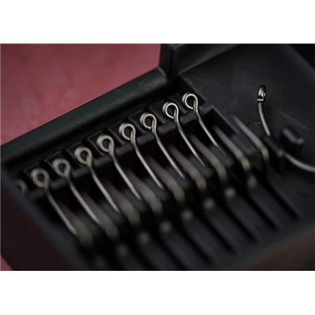 KARPEKROG ONE MORE CAST COLNE-V NEEDLE POINT HOOKS