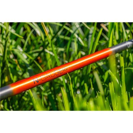 ΚΟΝΤΆΡΙ ΣΑΓΑΝΙΟΎ GURU N-GAUGE PRO F1 270 NET HANDLE