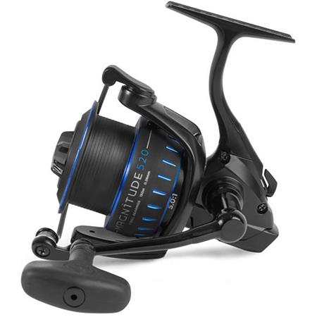 Kołowrotek Feeder Preston Innovations Magnitude