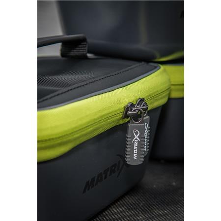 ΚΟΥΤΊ ΔΟΛΩΜΆΤΩΝ FOX MATRIX EVA AIR-FLOW TUBS