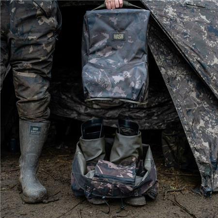 LAARZENTAS NASH SUBTERFUGE WATERPROOF WADER & BOOT BAG