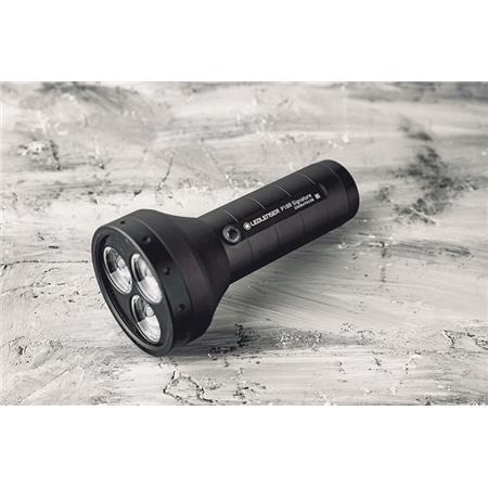 LAMP LED LENSER P18R SIGNATURE 4500 LUMEN