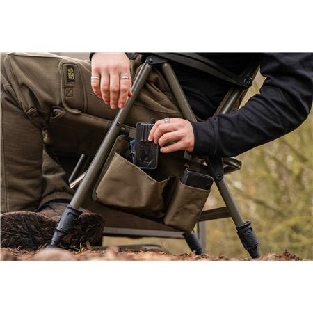 LEVEL STUHL AVID CARP REVOLVE ARMCHAIR