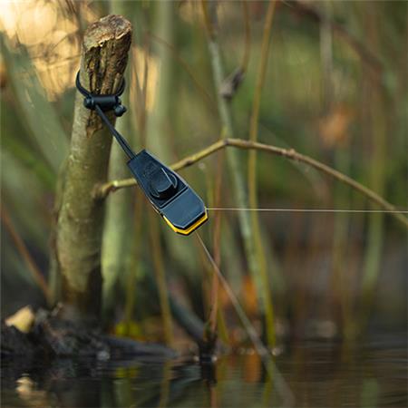 LINE CLIP FOR BREAK-OFF FISHING POLE POSITION BANK LINE CLIP