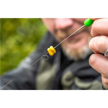 LINHA MONTADA NO FUNDO KORUM BIG FISH BRAIDED HAIR RIGS BARBLESS