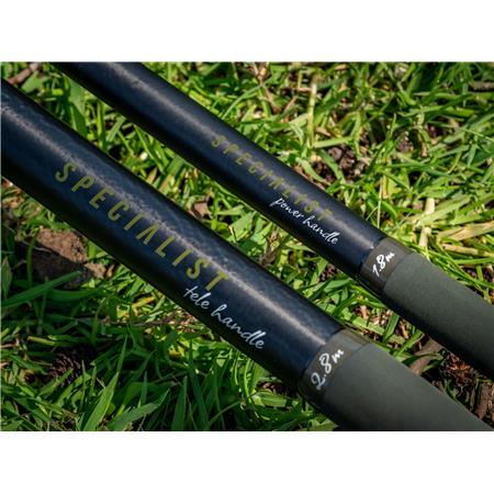 MANCHE D'ÉPUISETTE WYCHWOOD SPECIALIST 2.8M TELE LANDING NET HANDLE