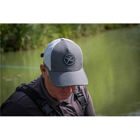 MANNENPET FOX MATRIX SUREFIT BASEBALL CAP