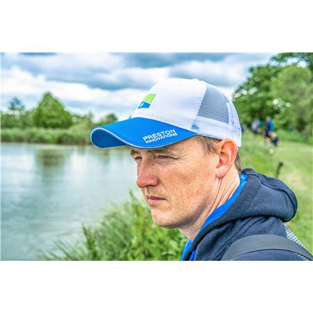 MÄNNERKAPPE PRESTON INNOVATIONS WHITE MESH CAP