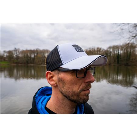 MÄNNERKAPPE PRESTON INNOVATIONS WHITE VENTAMESH HD CAP