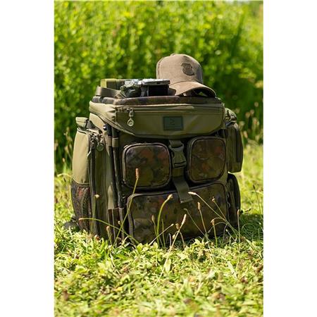 Mochila One More Cast Heist Compact Rucksack