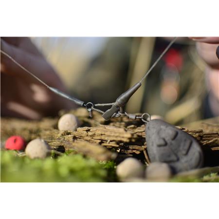 MONTAGGIO POLE POSITION LEADCLIP SET + LEADER