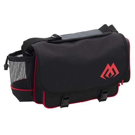Musette Mikado On Shoulder